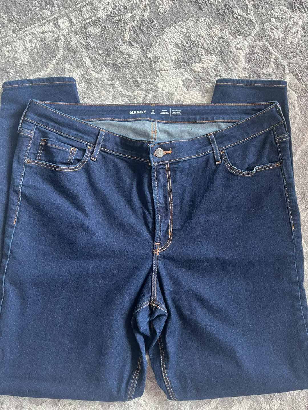 Old Navy Women's Mid-Rise Super Skinny Jeans