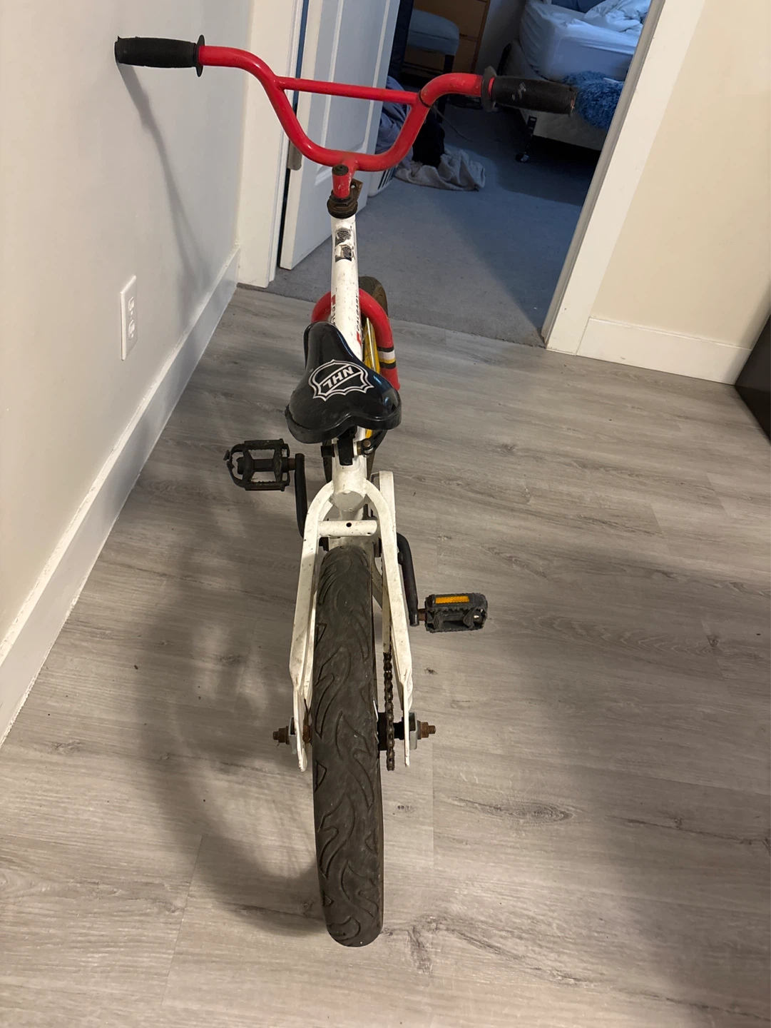 Calgary Flames Kids' Bike - photo 3