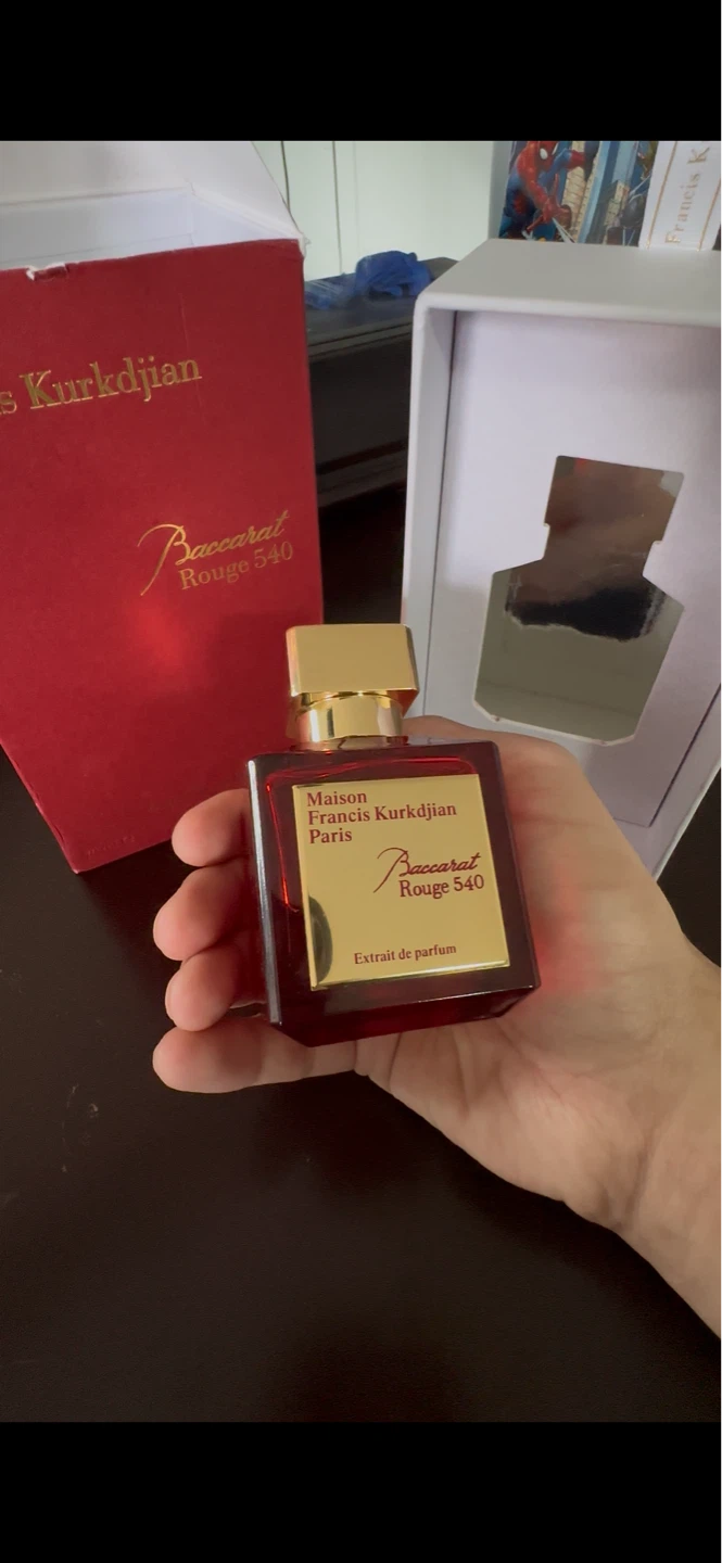 Baccarat rouge 540 70ml never sprayed