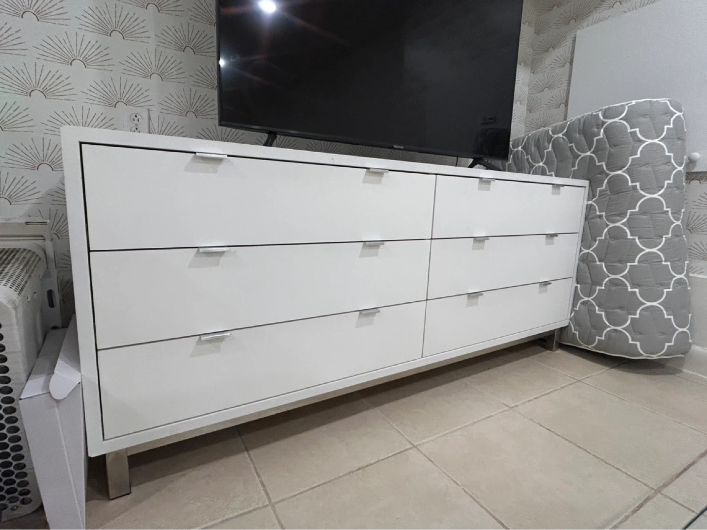 Room & Board Media Unit - photo 4