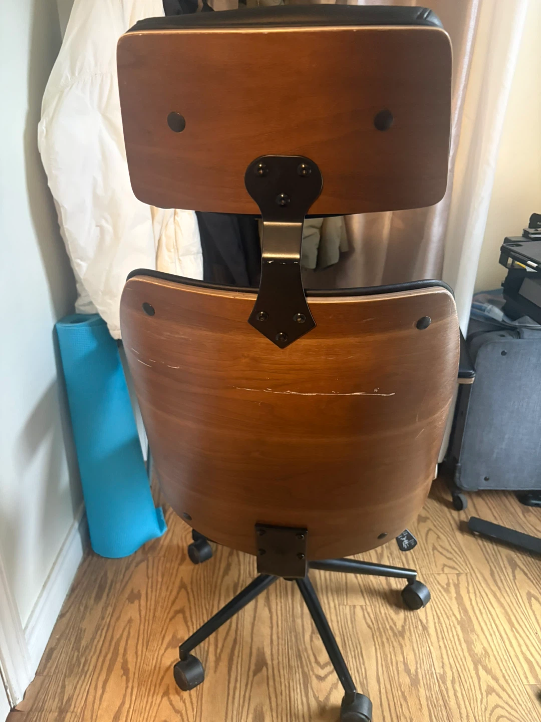 Structure Cove Leather Chair with Headrest - photo 2
