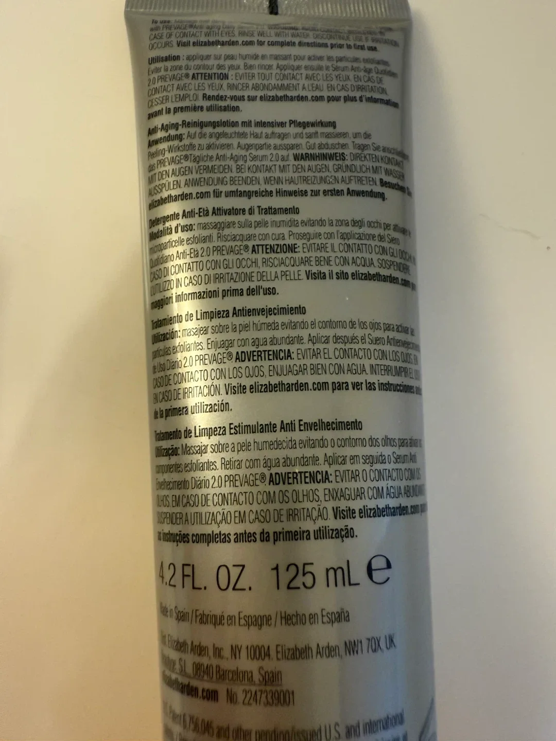 Elizabeth Arden Prevage Anti-Aging  Boosting Cleanser 4.2 OZ - photo 2
