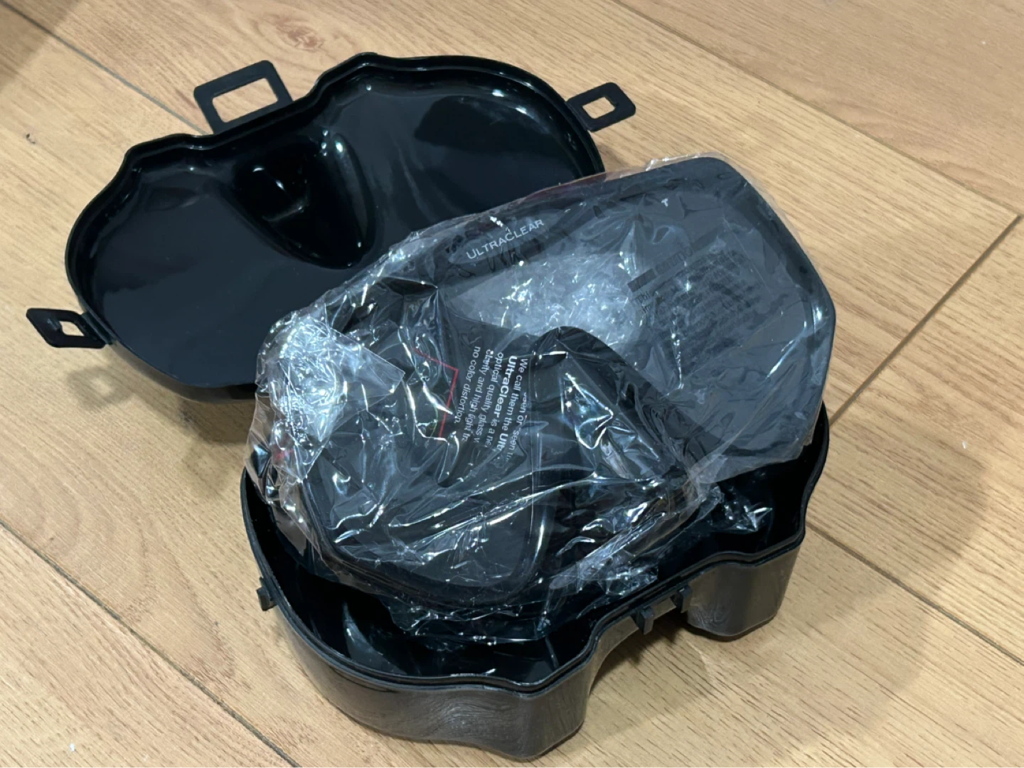 Atomic Aquatics UltraClear Scuba Diving Mask