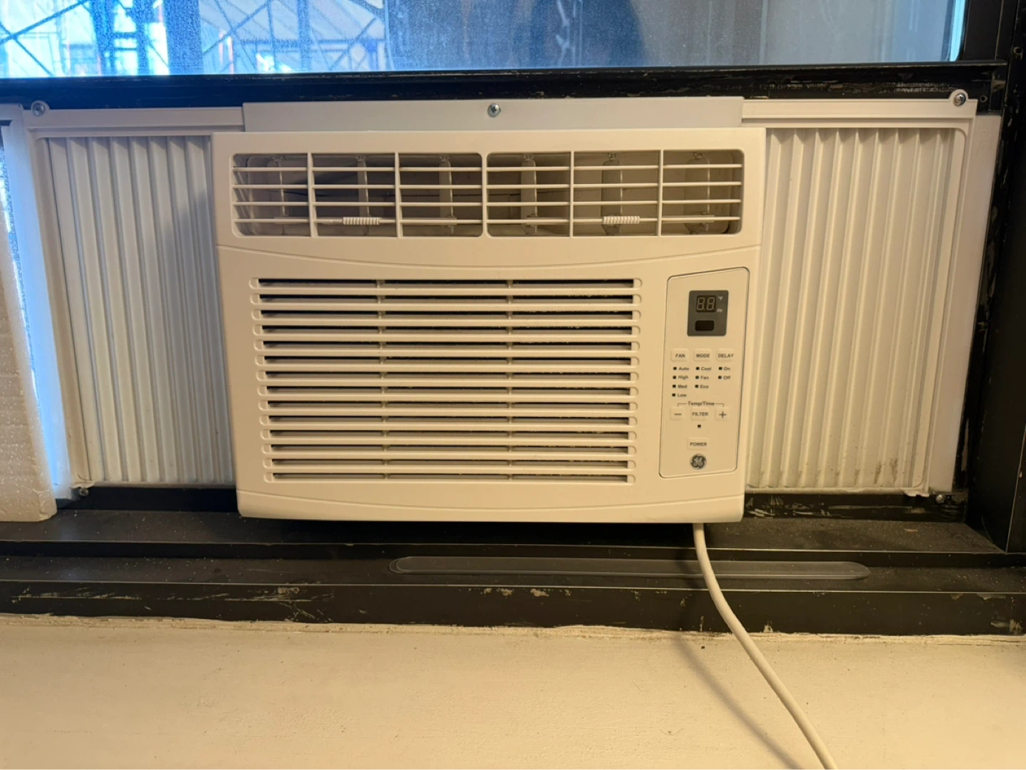 GE Appliances 6,000 BTU/HR Room Air Conditioner - photo 2