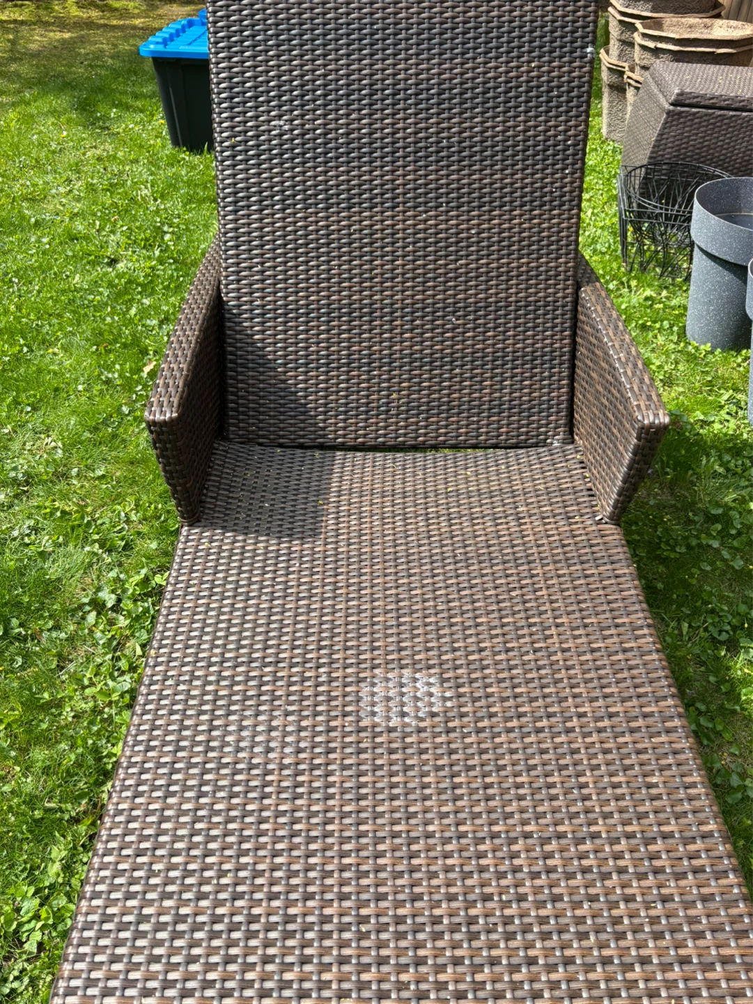 Brown Wicker Chaise Lounge Chair with Wheels - photo 5