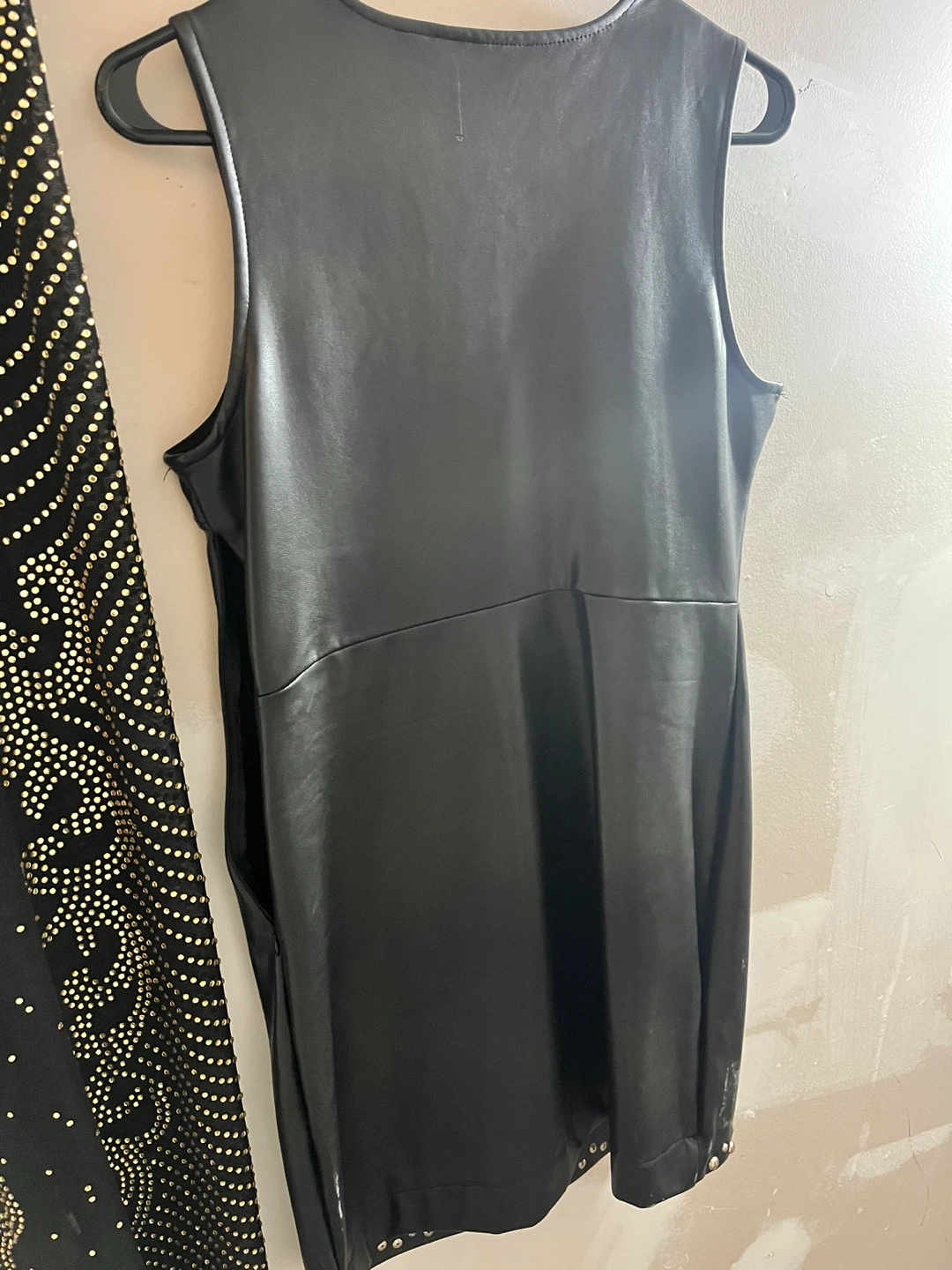 La Classe Couture Black Faux Leather Studded Dress M/M - photo 3