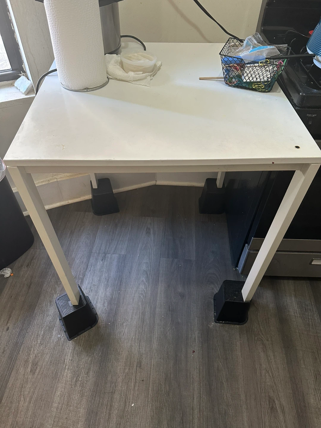 White Table - photo 2