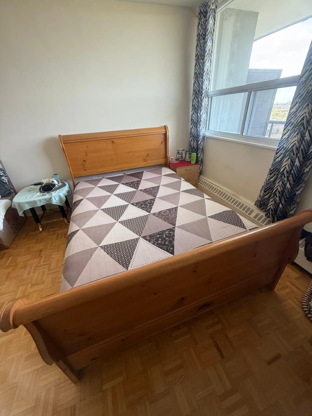 Solid wood sleigh queen size bed frame with corner table