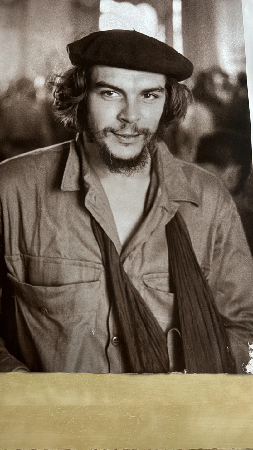 Historic Cuban Revolution Photos - Castro & Che Guevara