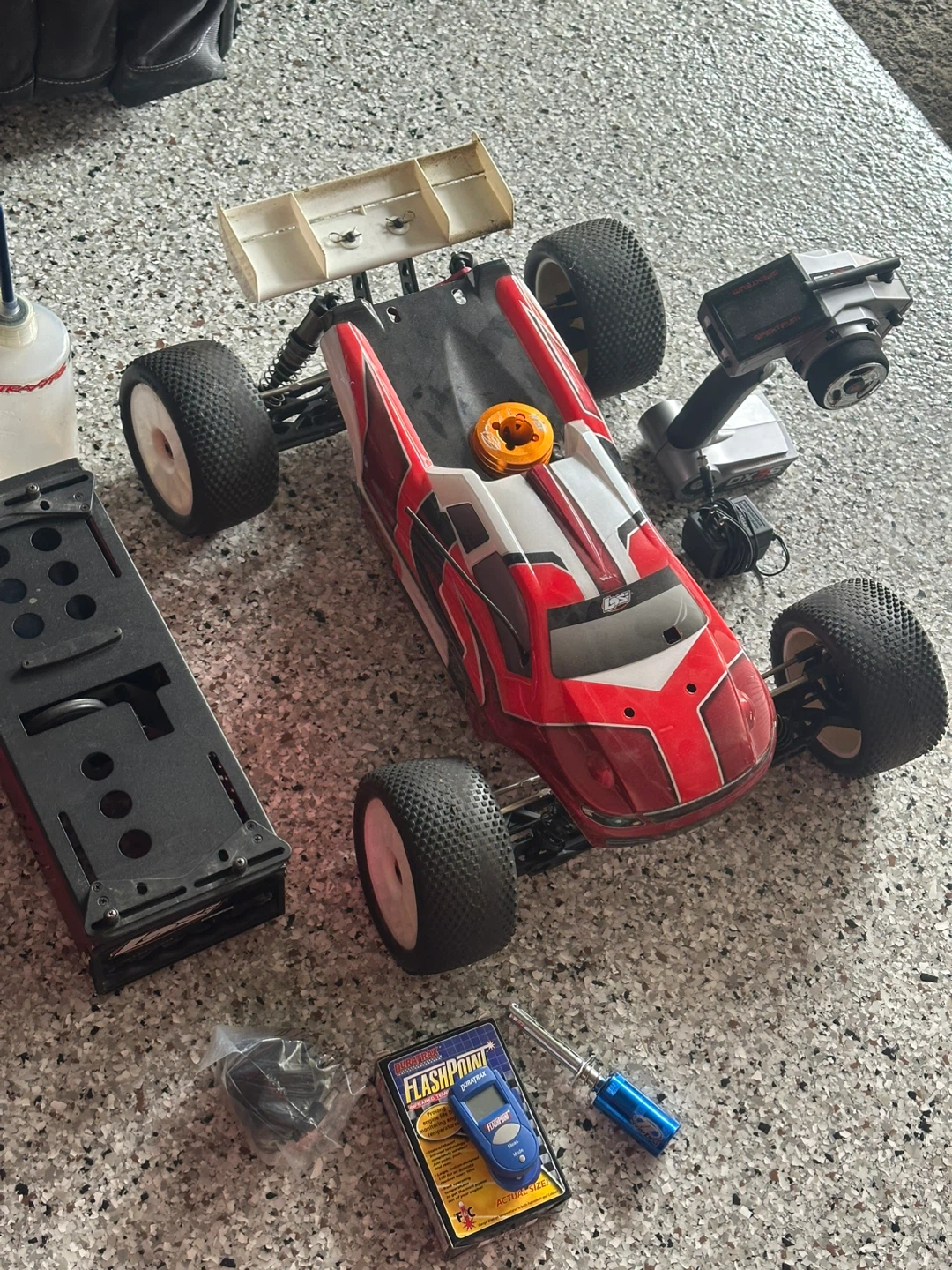 OFNA 1/8 Nitro 4WD Ready-to-Run Truggy RC Car - photo 3