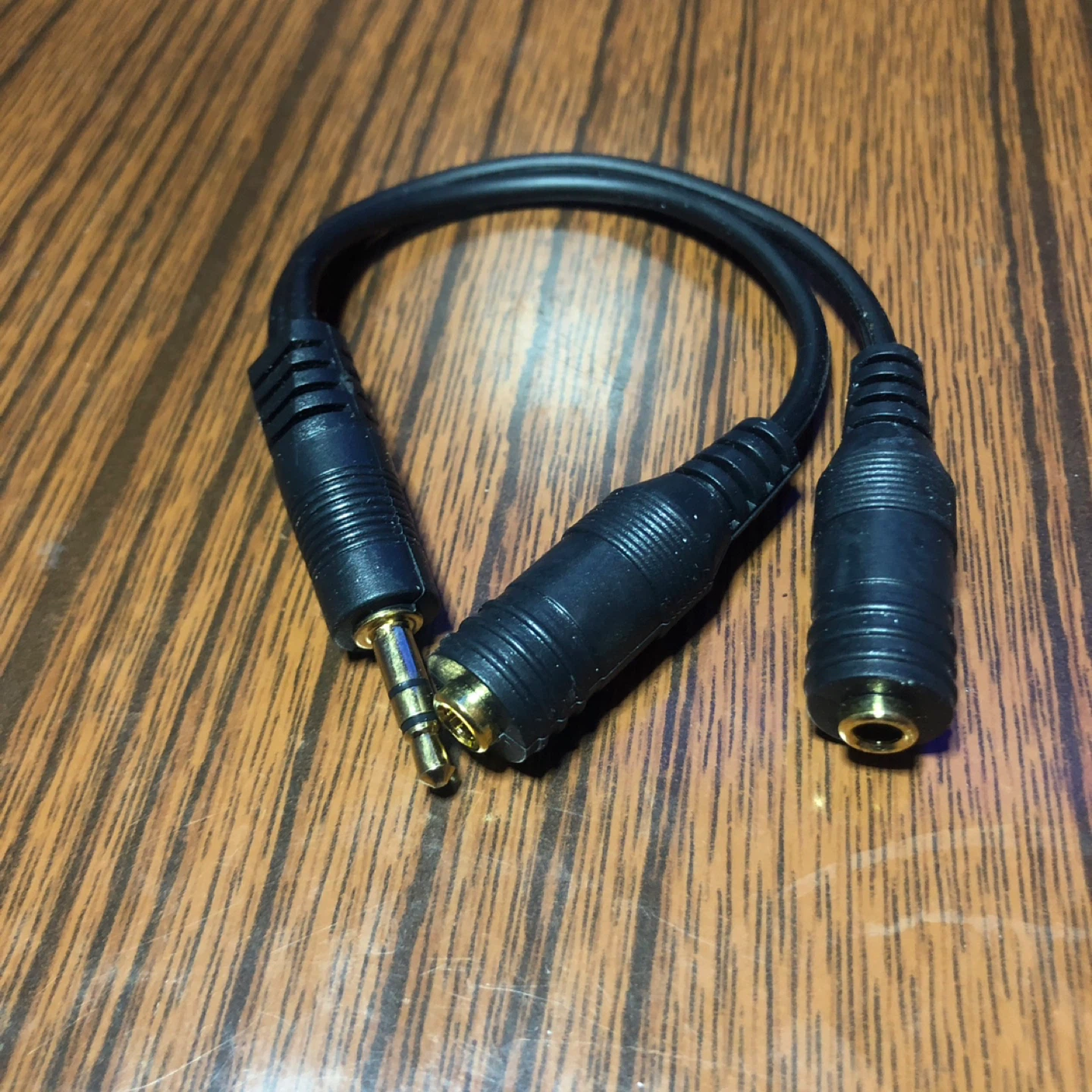 Audio (Belkin F8V234 Cable) Speaker & Headphone Splitter