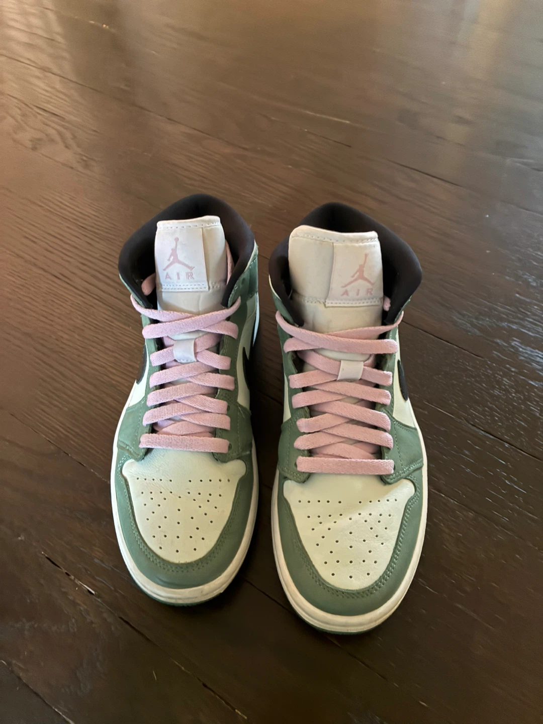 Dutch green Air Jordan 1 Mid SE - photo 4