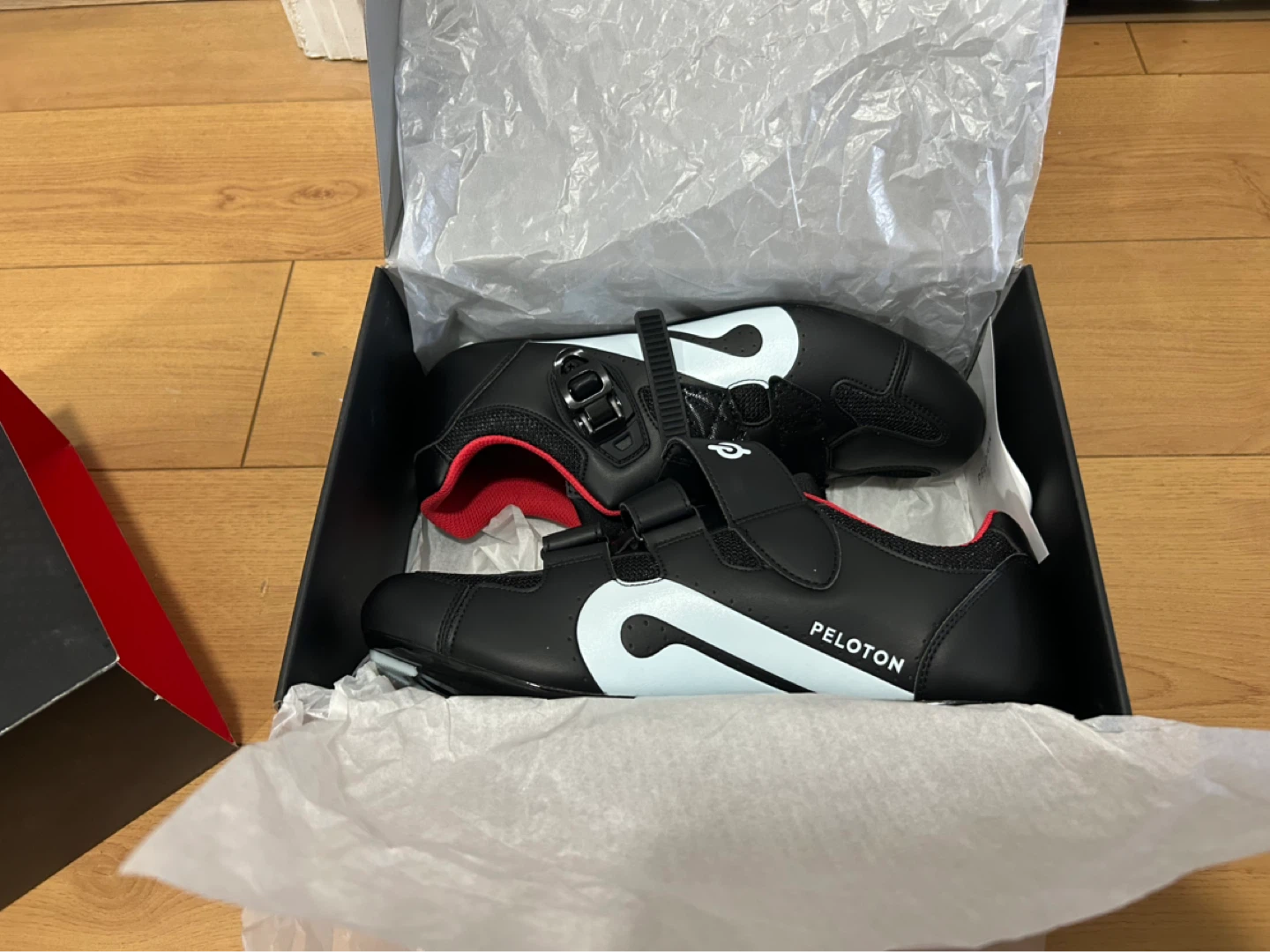 Peloton Cycling Shoes - Size 44 / Men 10.5