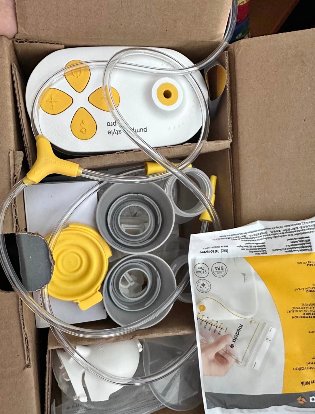 New Medela Pump In Style Double Electric Breast Pump - photo 2