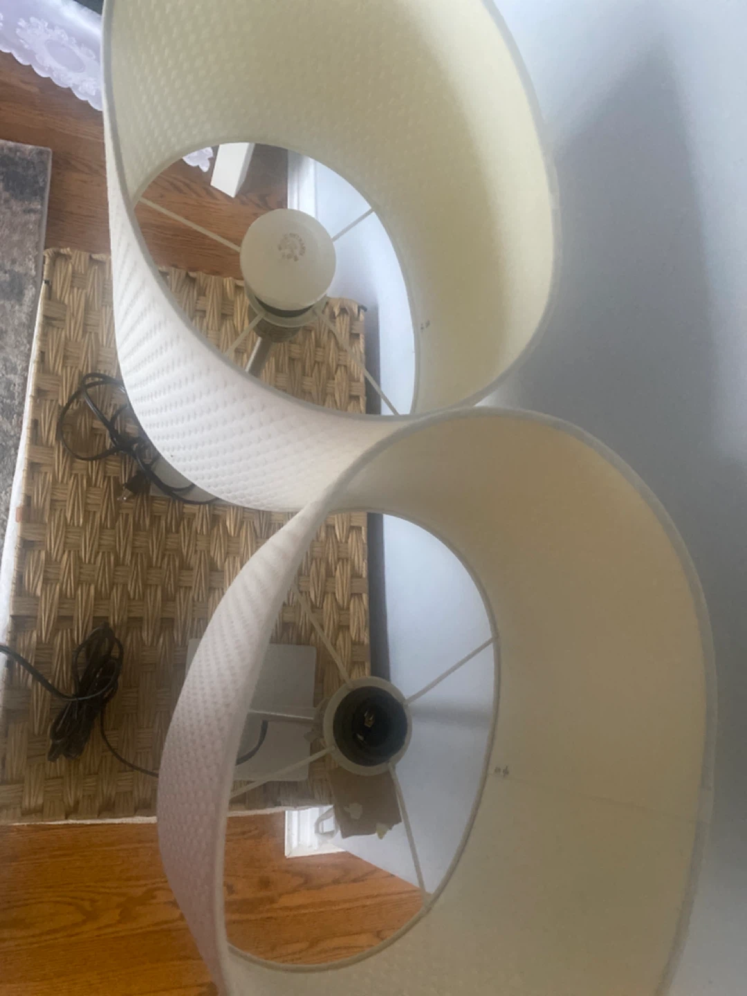 IKEA Pair of White Table Lamps - photo 2