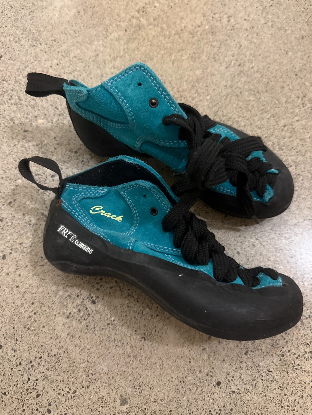 Free Climbing (crack)Shoes - Teal