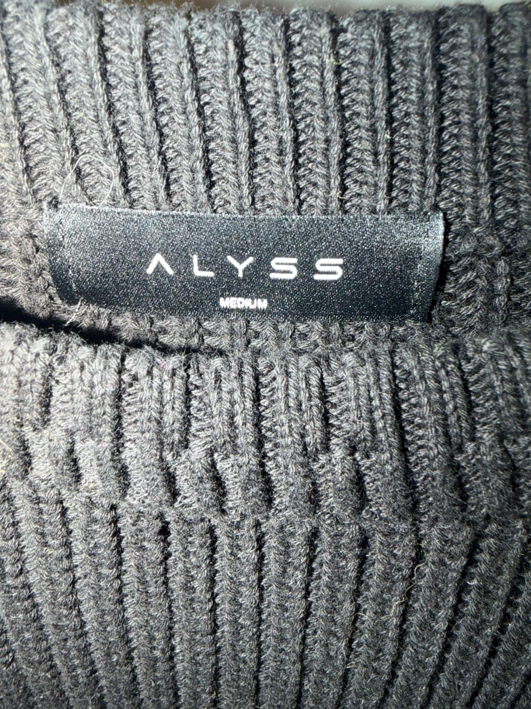Alyss Ombre Knit Sweater - Medium - photo 2