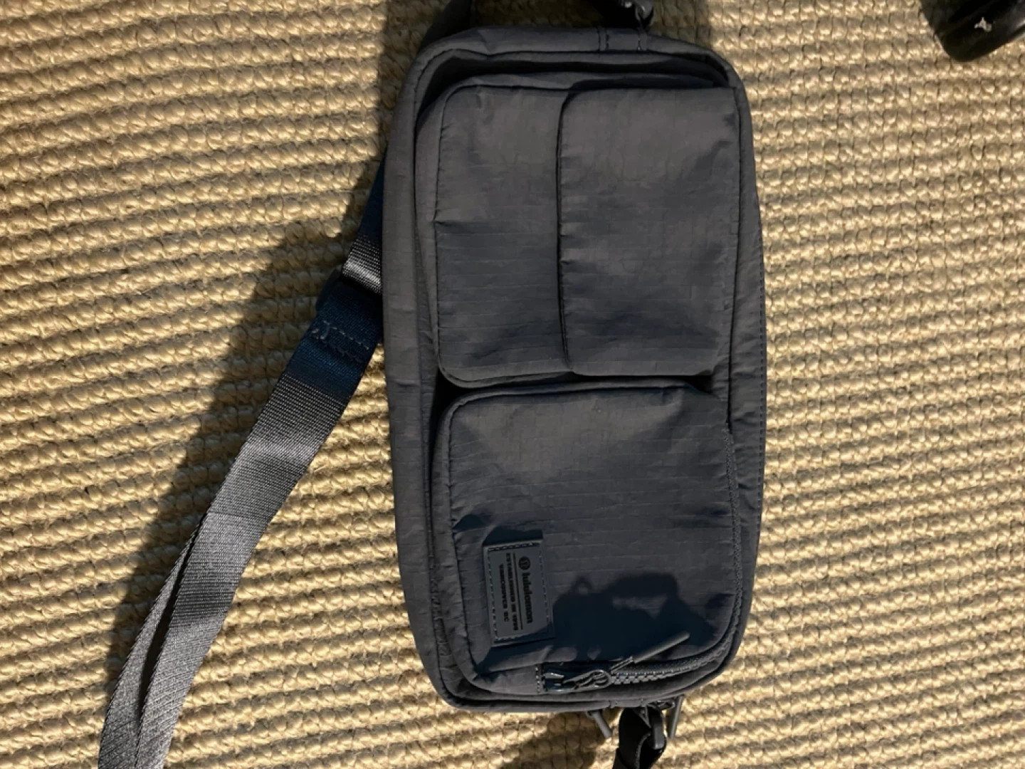 Lululemon Everywhere Belt Bag - Black - photo 2