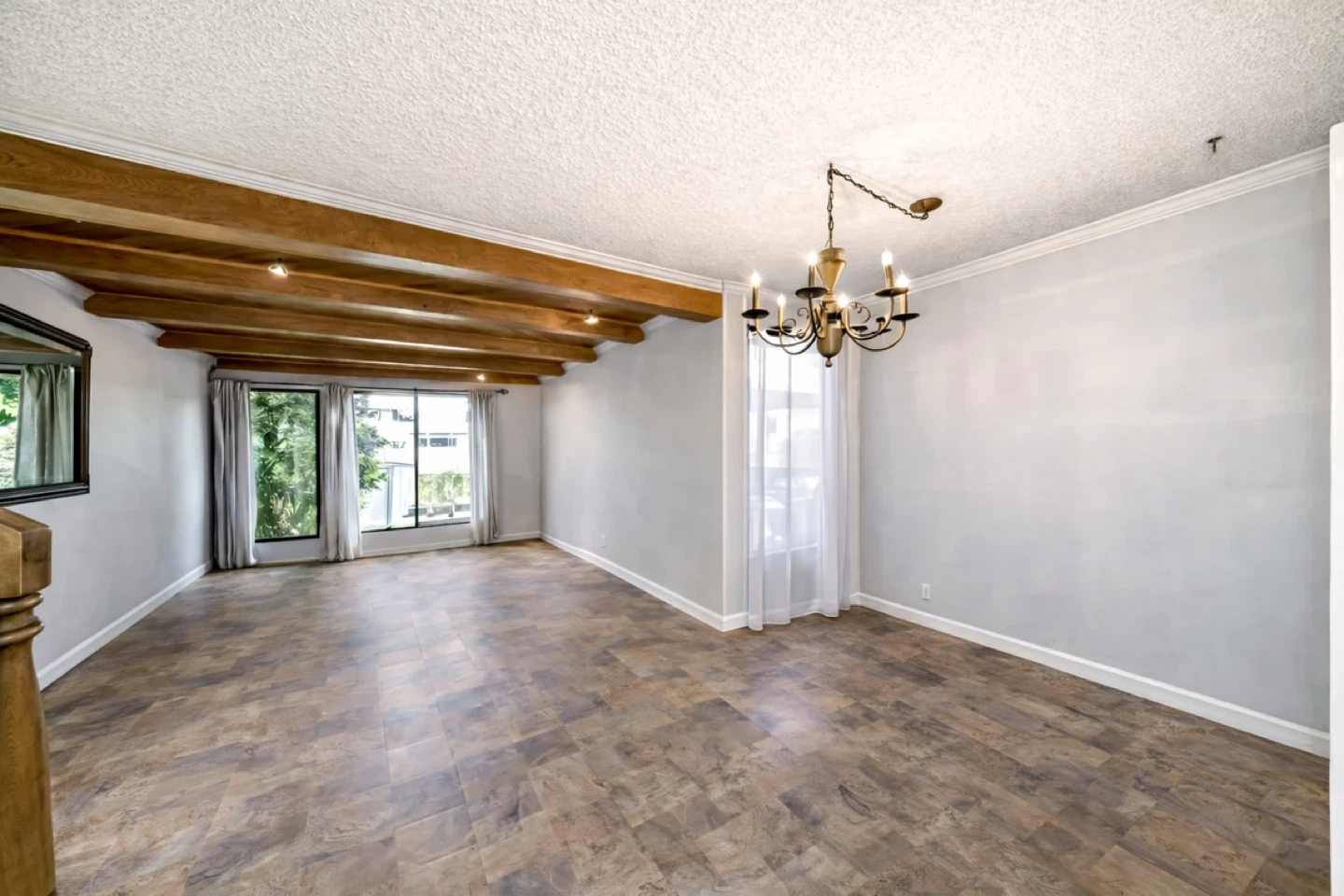 Entire Detached House Backing onto Park in coquitlam - photo 4