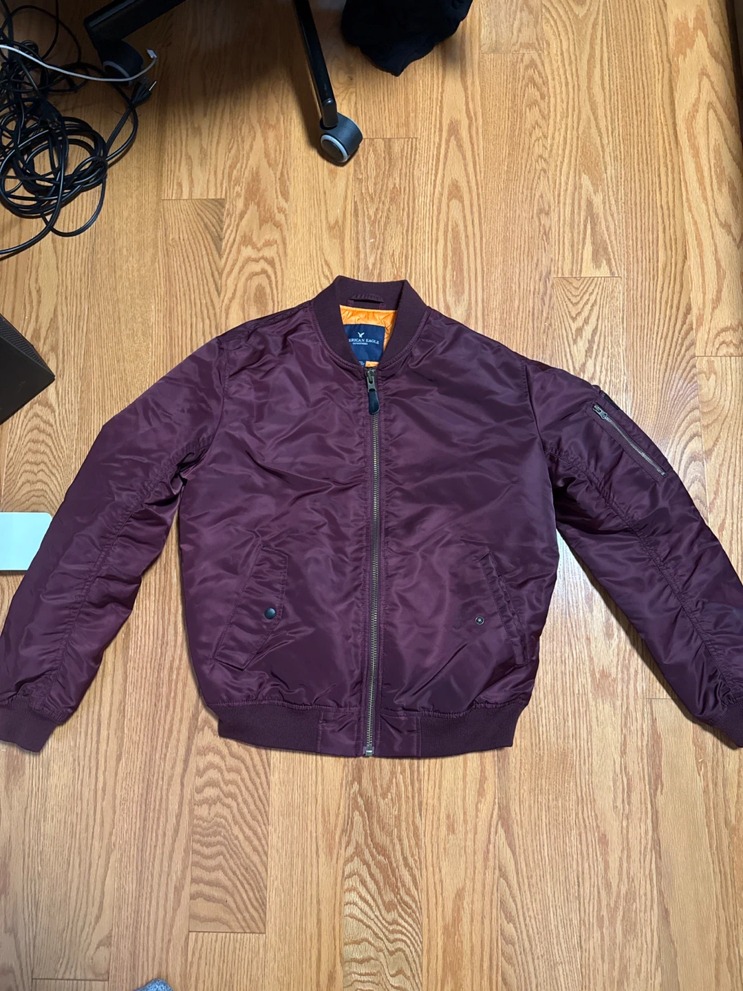 American Eagle Burgundy Bomber Jacket - photo 2