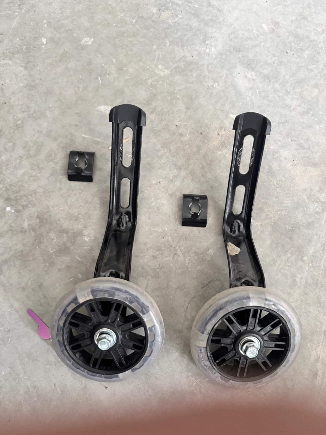 Kids training wheels - photo 2