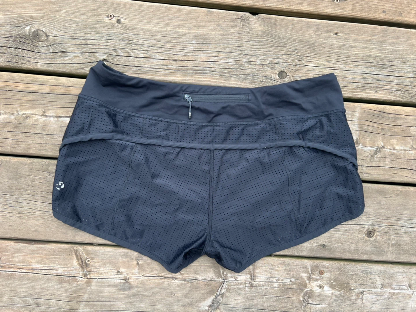 Lululemon Black Shorts size 10 - photo 2