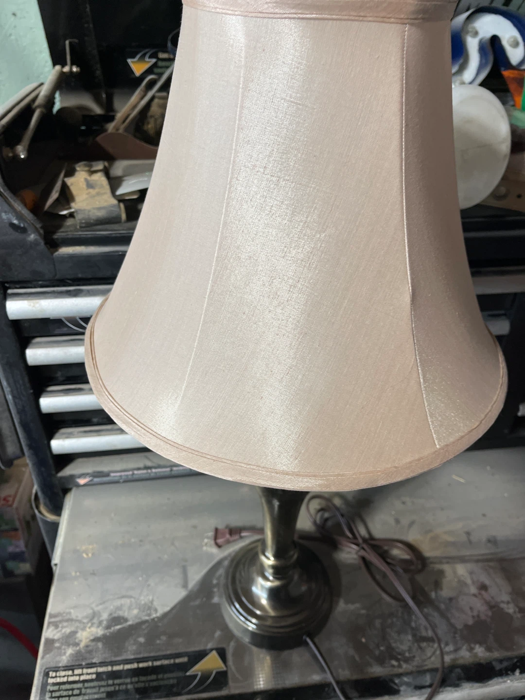 Table Lamp with Beige Shade - photo 3