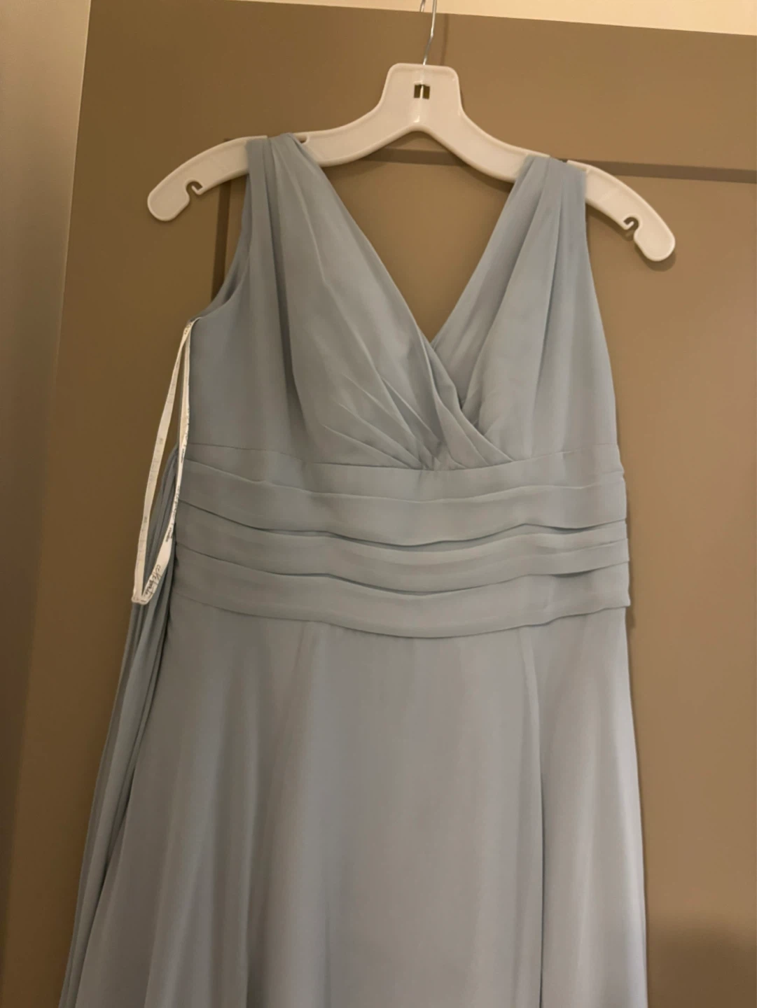 Light Blue Chiffon V-Neck Bridesmaid Dress - photo 2