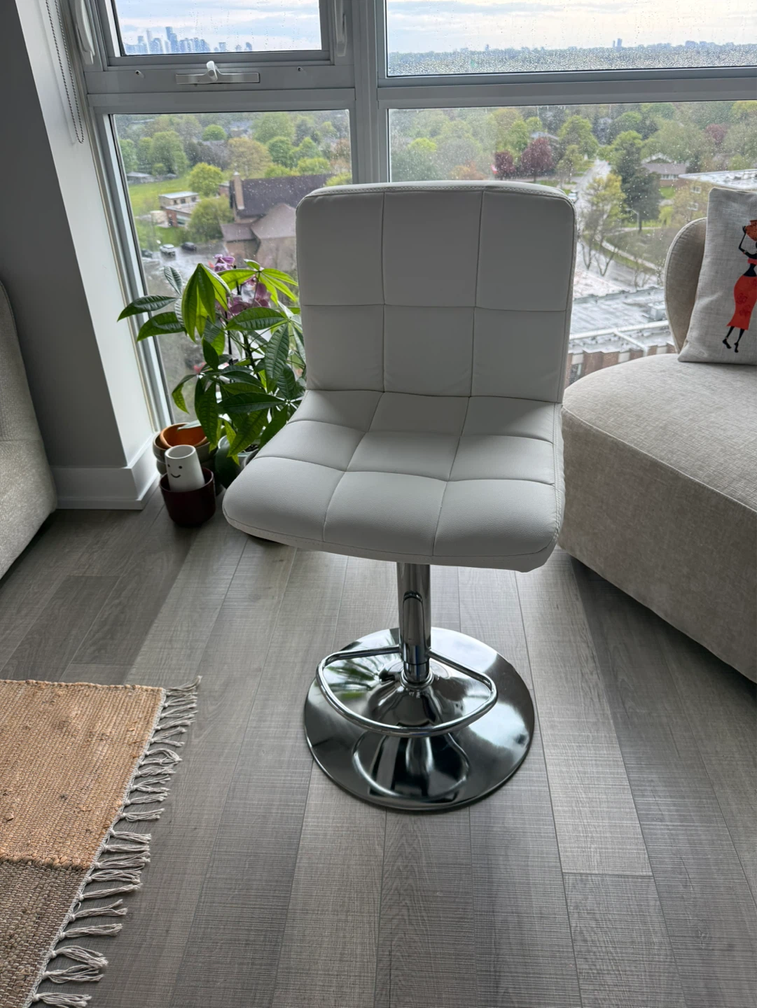 bar stool - photo 3