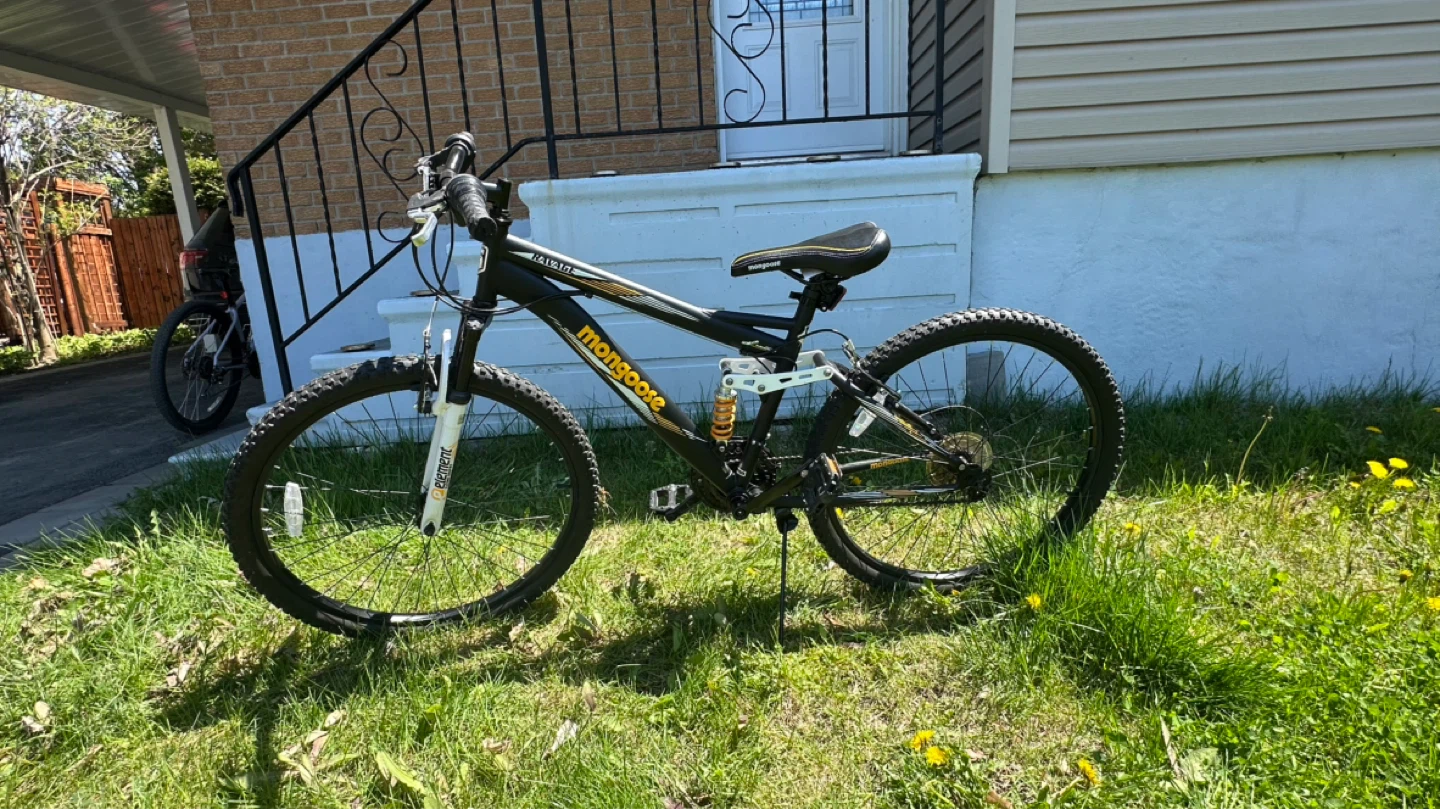 Mongoose Mountain Bike