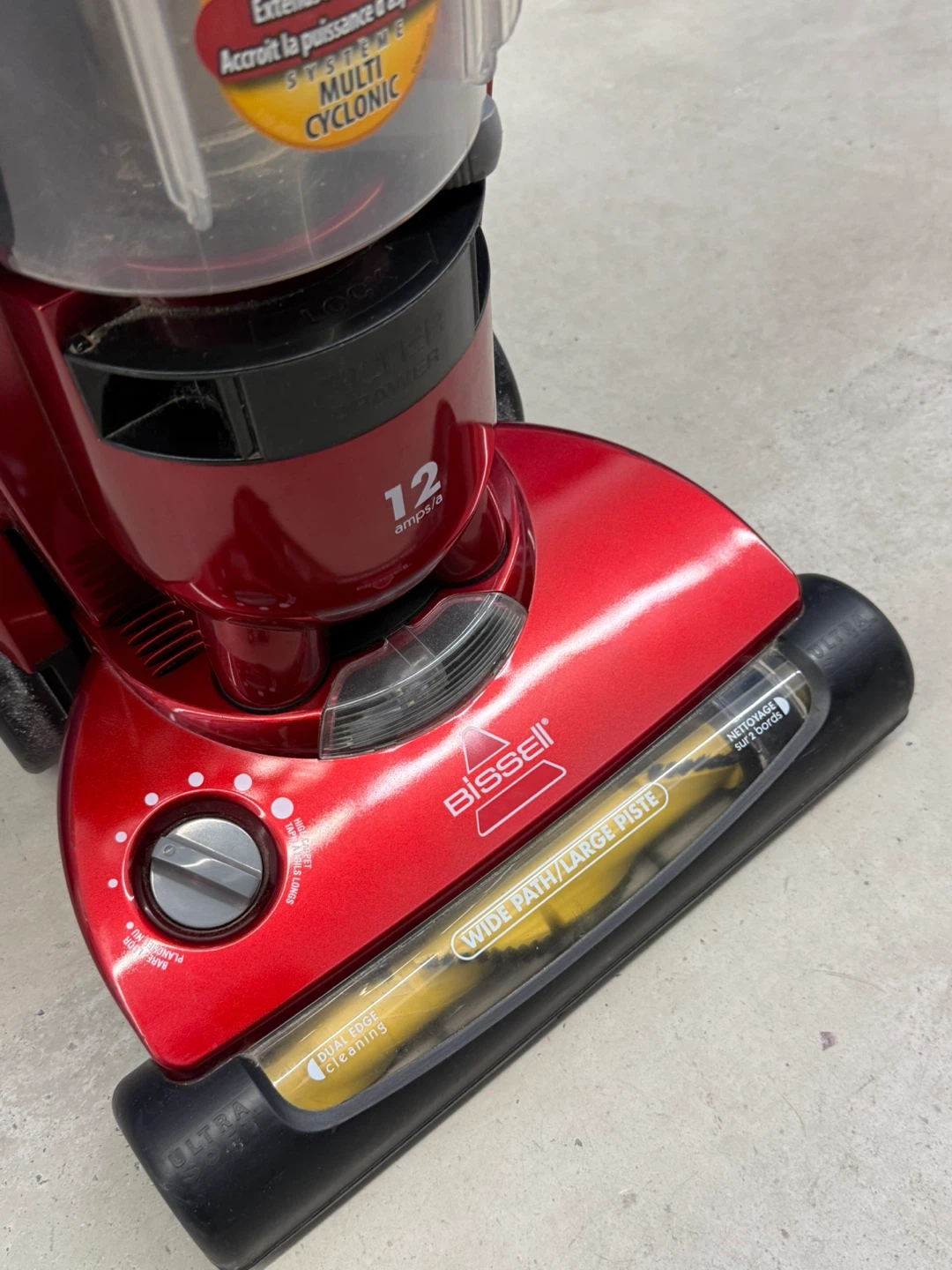 Bissell Lift-Off Multi Cyclonic Pet Vacuum Cleaner - photo 2