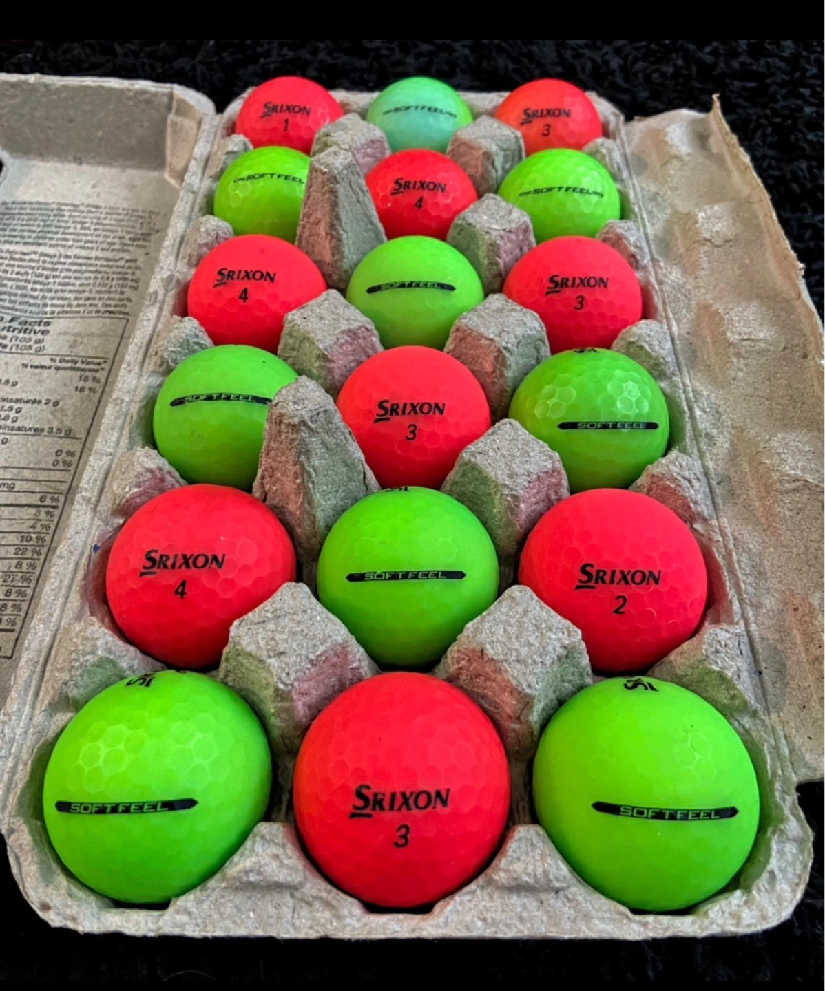 18 Srixon Soft Feel Coloured Golf Balls