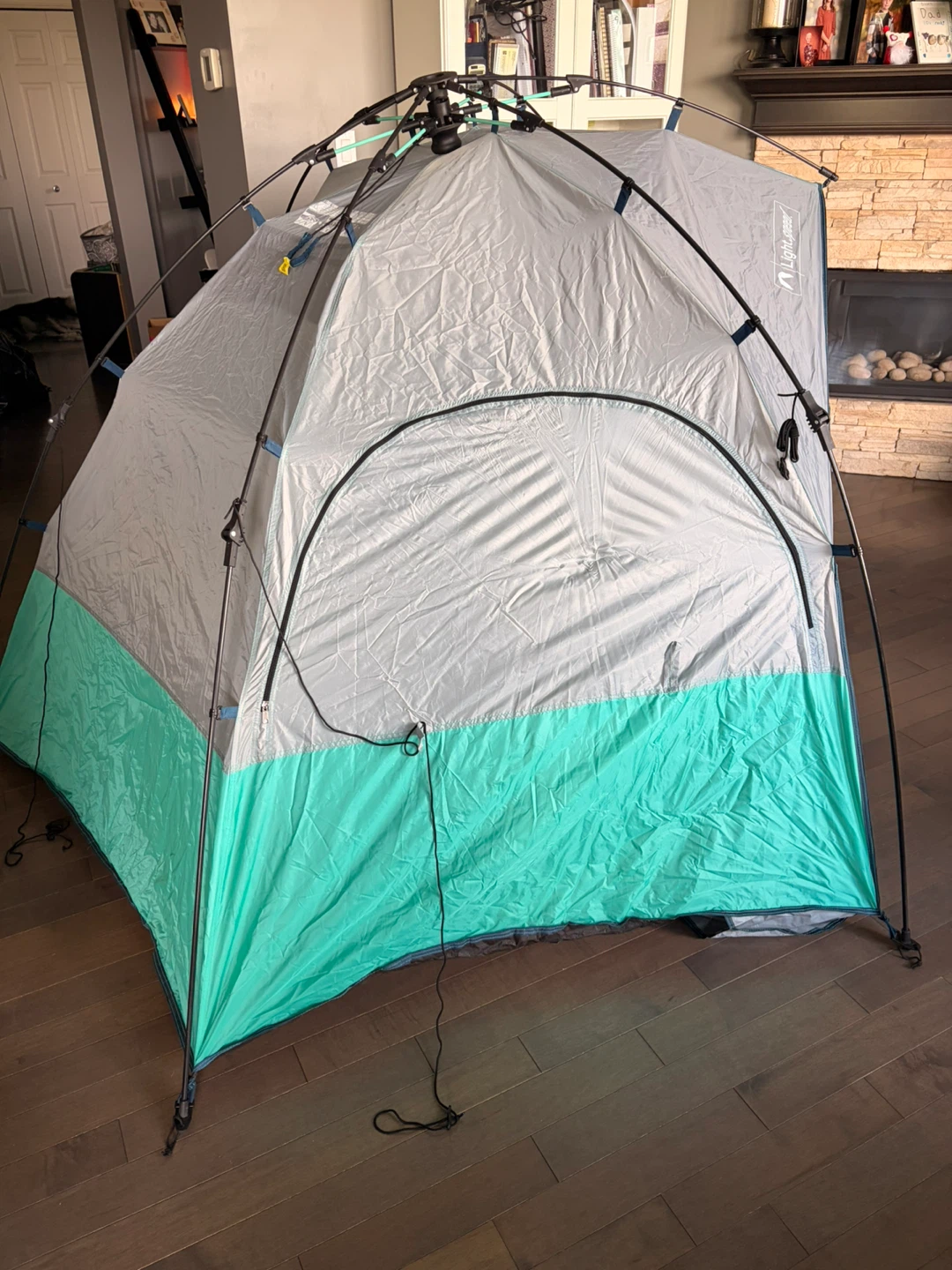 Lightspeed pop up beach tent/shelter - photo 2