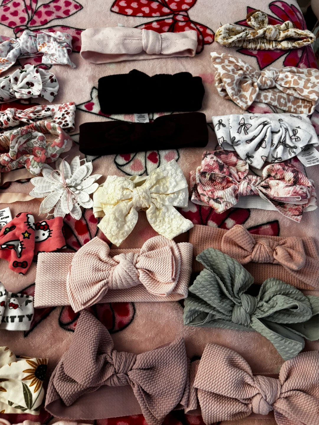 Baby Headbands and Hair Bows Lot - photo 2