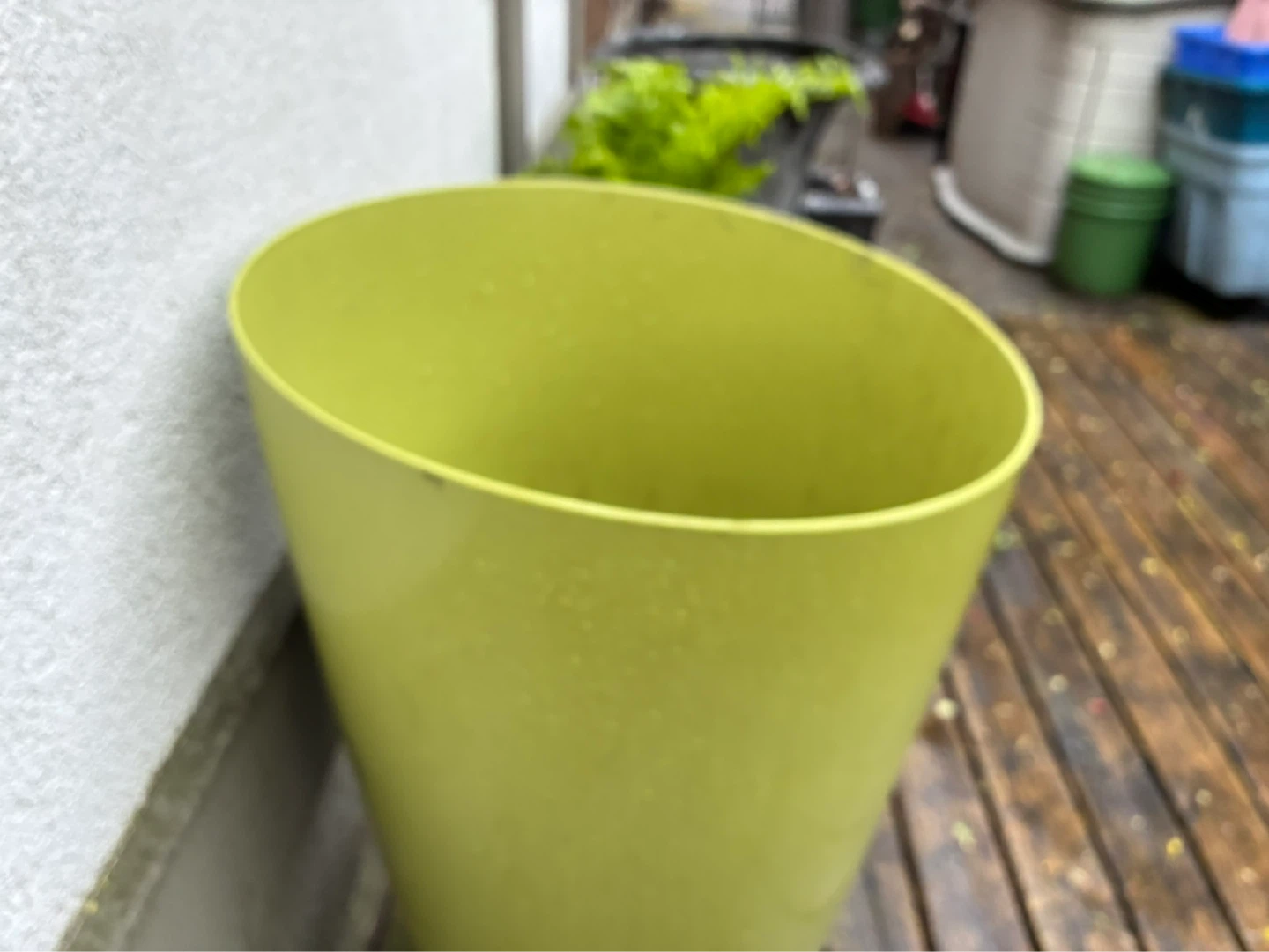 $20 tall self watering planter garden 16 inch wide 23 inch - photo 5