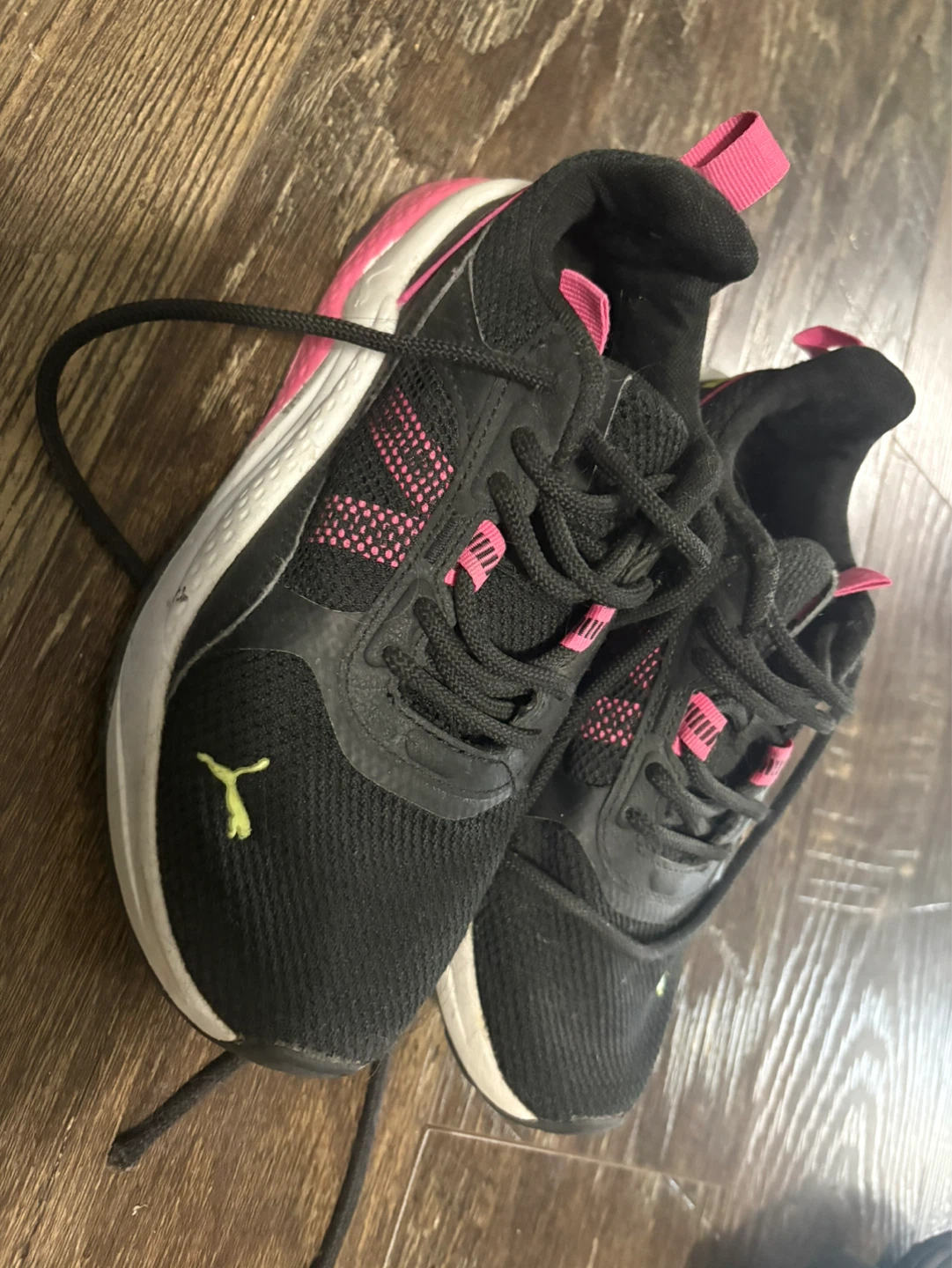 Puma Running Shoes size 4