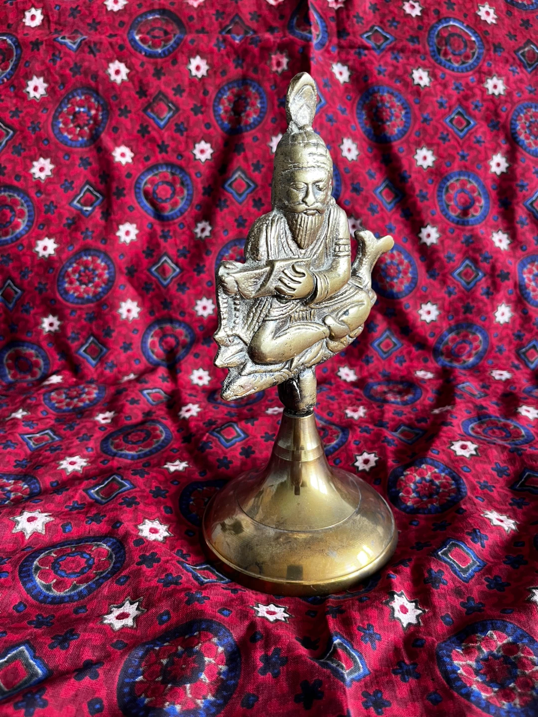 Antique  Sindhi Jhulel lal  with Sindhi Ajrak details below - photo 4