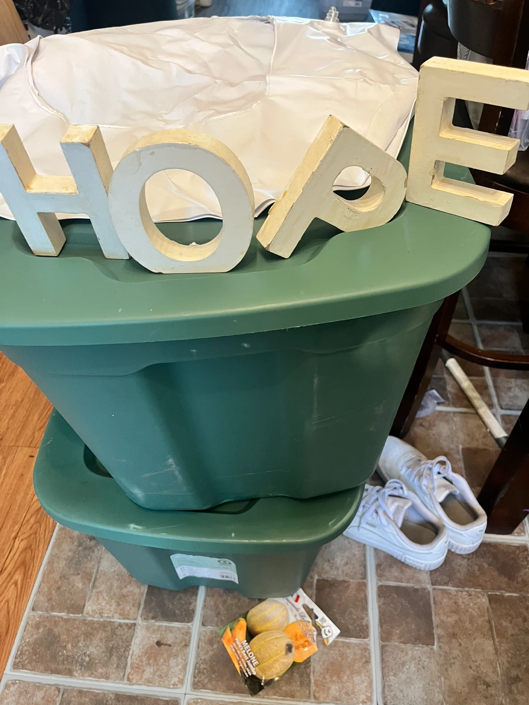 Set of "HOPE" decorative letters - photo 4