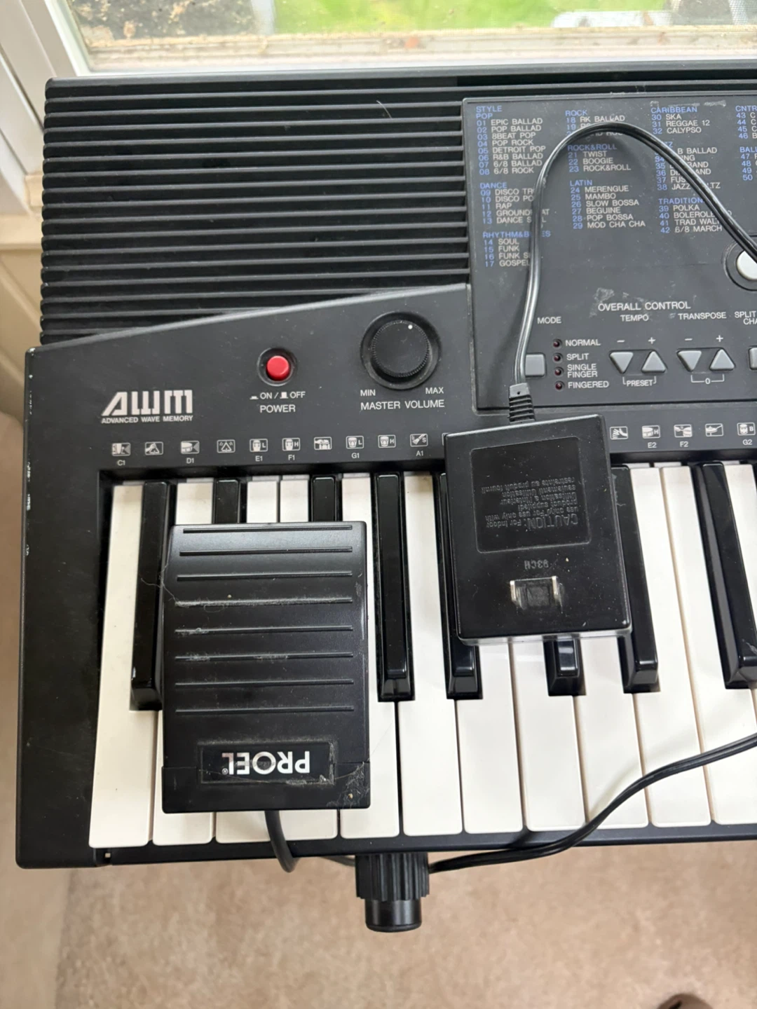 Yamaha PSR-210 Keyboard Package - photo 3