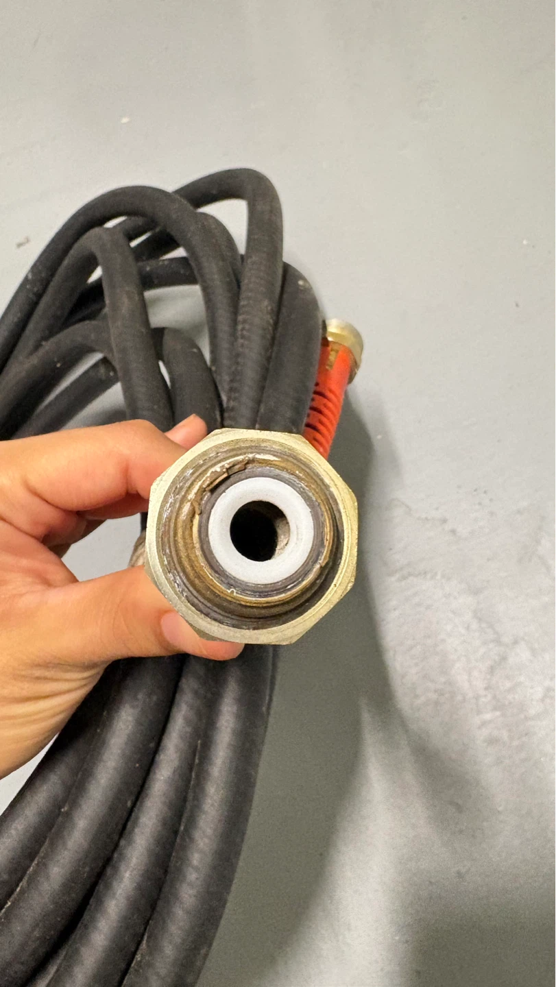 Heavy Duty Rubber Hose with Brass Fittings - photo 2