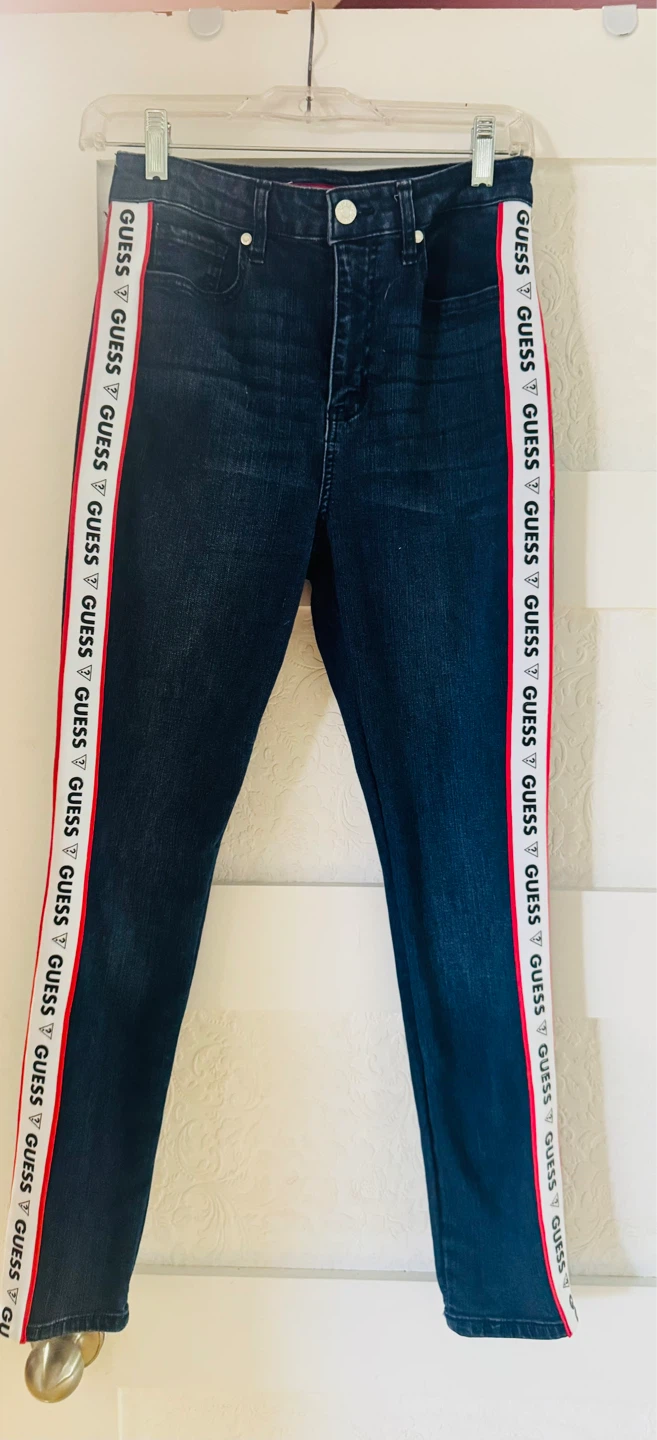 Jeans Guess avec bande latérale - photo 4
