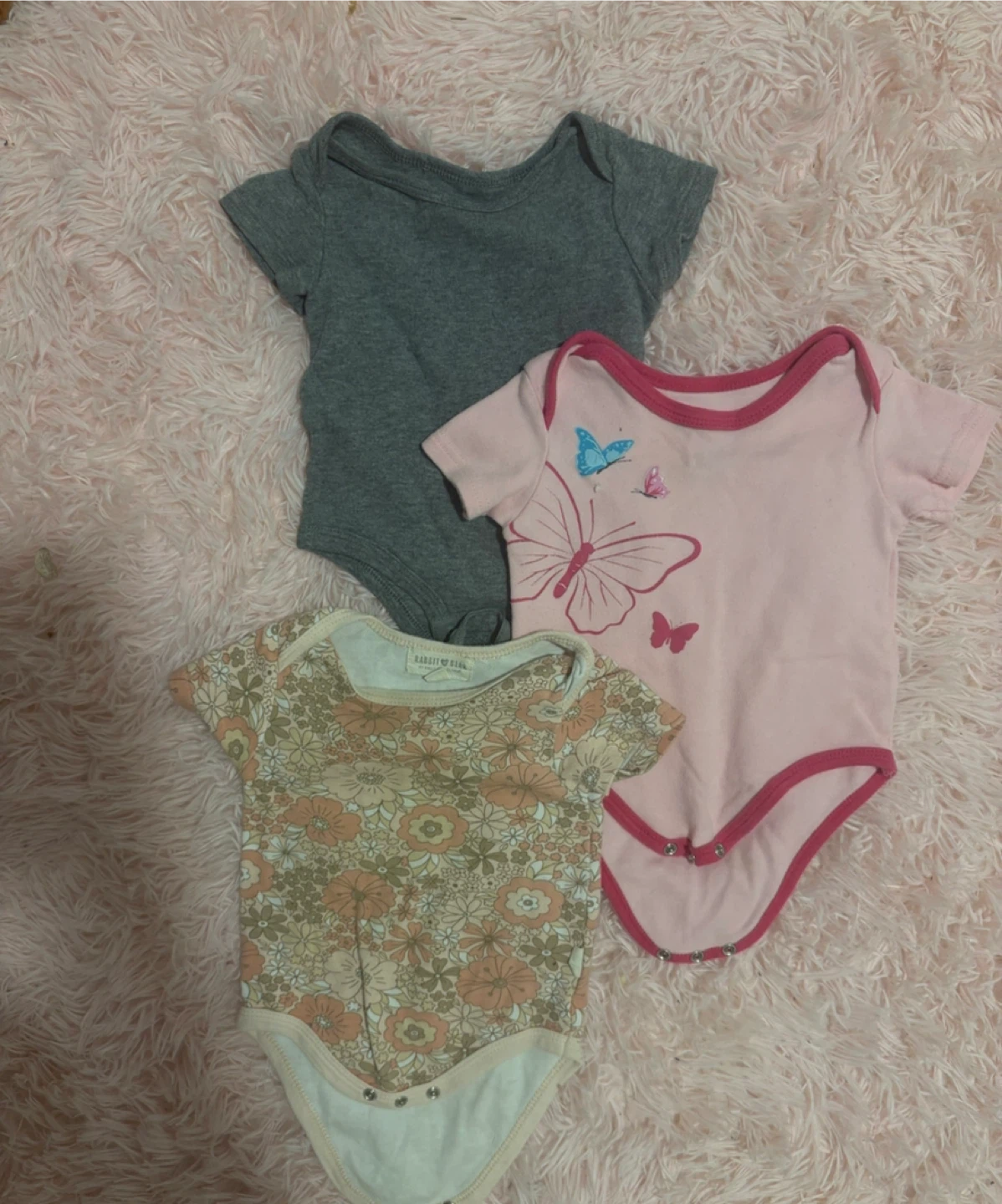 Baby girl Clothes Bundle (Sleepers, Bodysuits, Gown) - photo 2