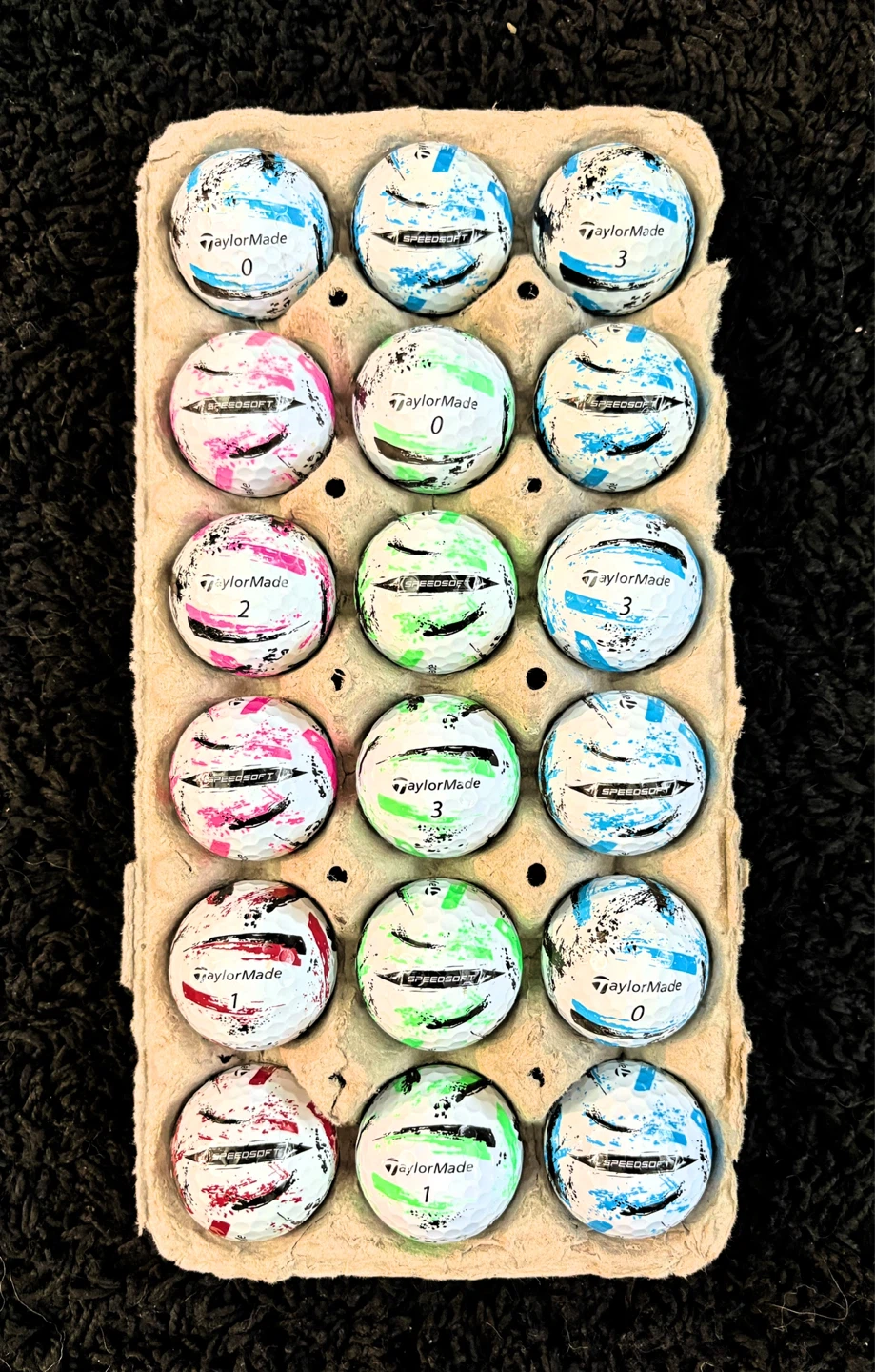 18 Taylormade Speedsoft Ink Golf Balls - photo 2