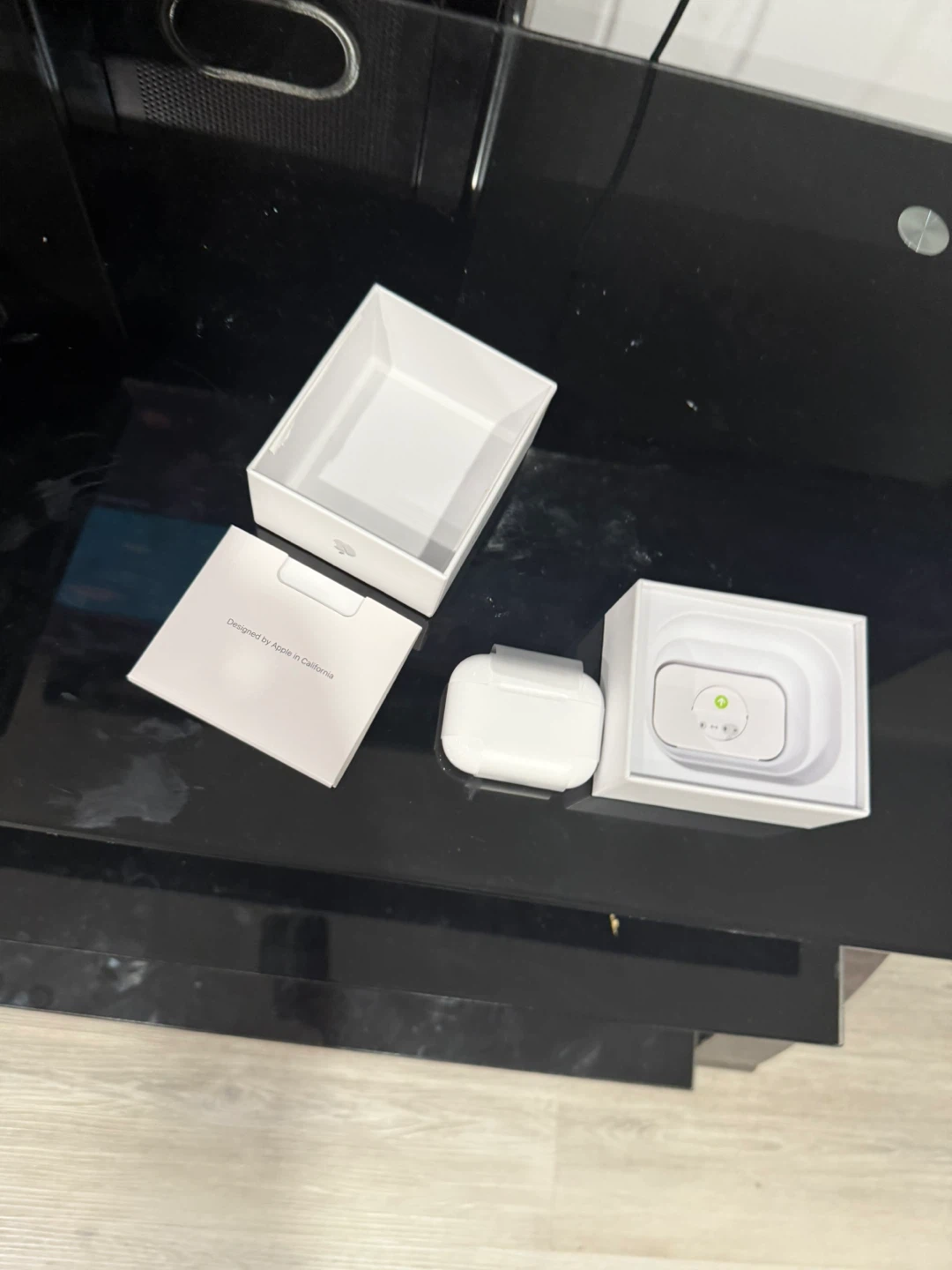 Apple AirPods Pro (3rd Gen) - photo 4