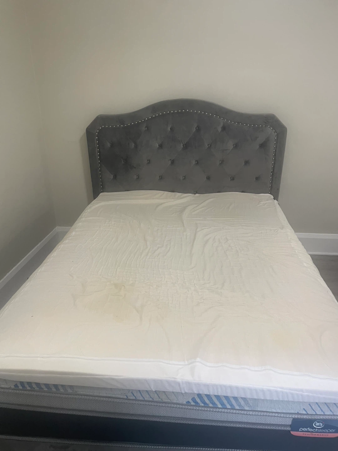 Queen Mattress (bed frame, mattress and topper) - photo 2