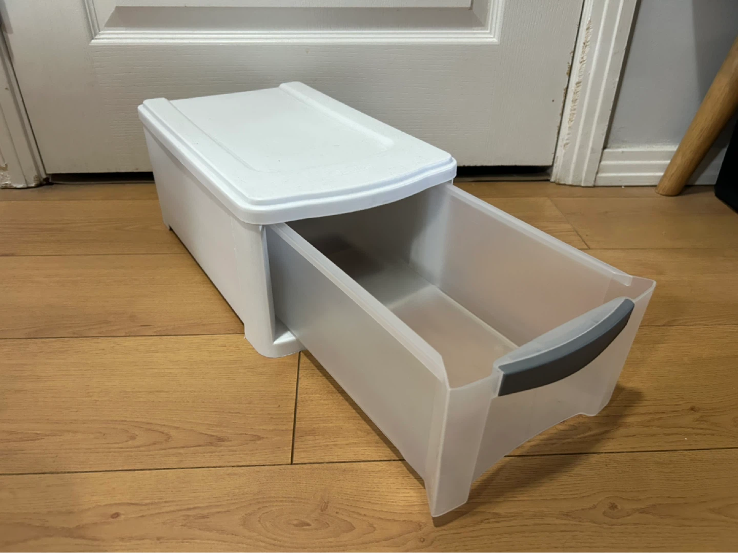 Sterilite Small Storage Drawer (14 1/8 “ x 8 7/8” x 6 1/4”) - photo 2