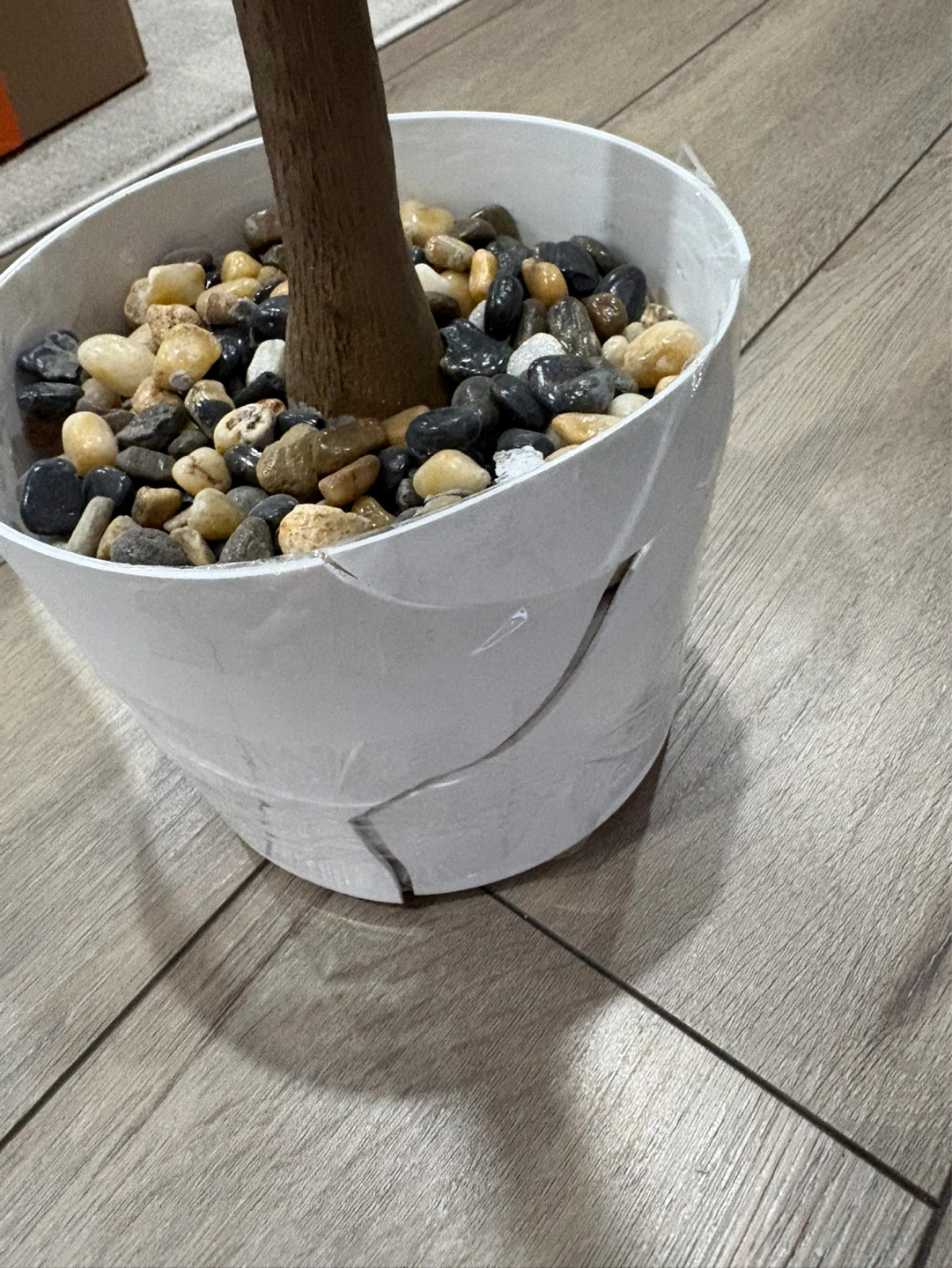 5ft artificial olive tree NOTE: plastic planter broken - photo 3