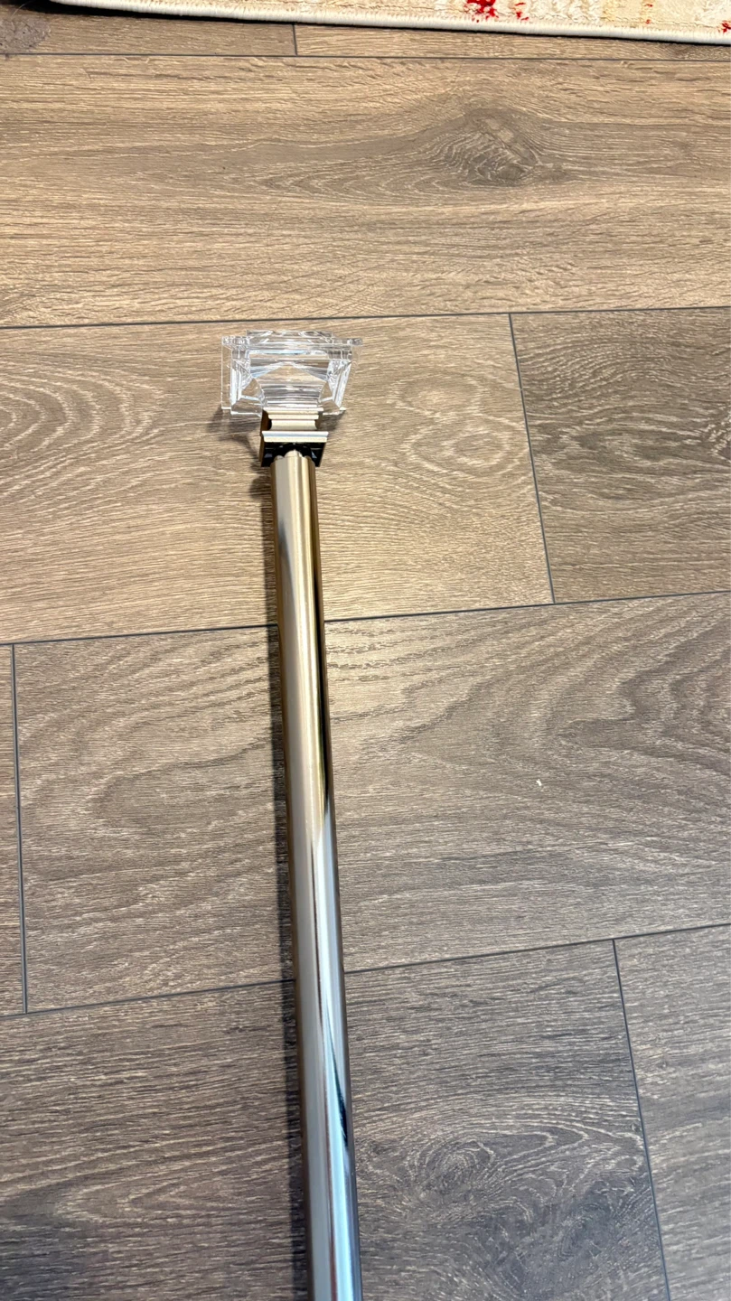 Decorative Curtain Rod Finials with Metal Rod