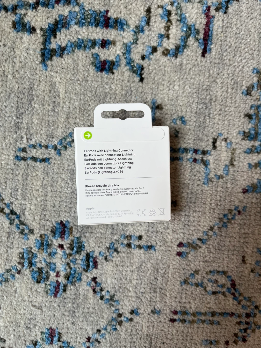 Apple EarPods with Lightning Connector - photo 3