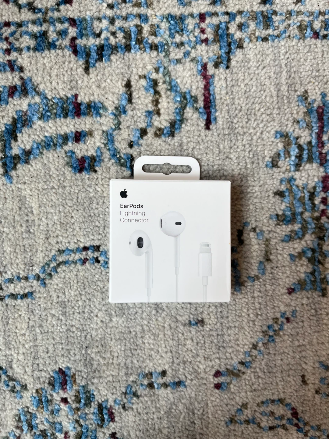 Apple EarPods with Lightning Connector